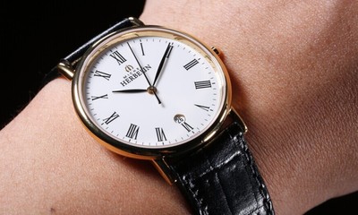 赫柏林經(jīng)典情侶對表 以法式優(yōu)雅見證時(shí)光浪漫