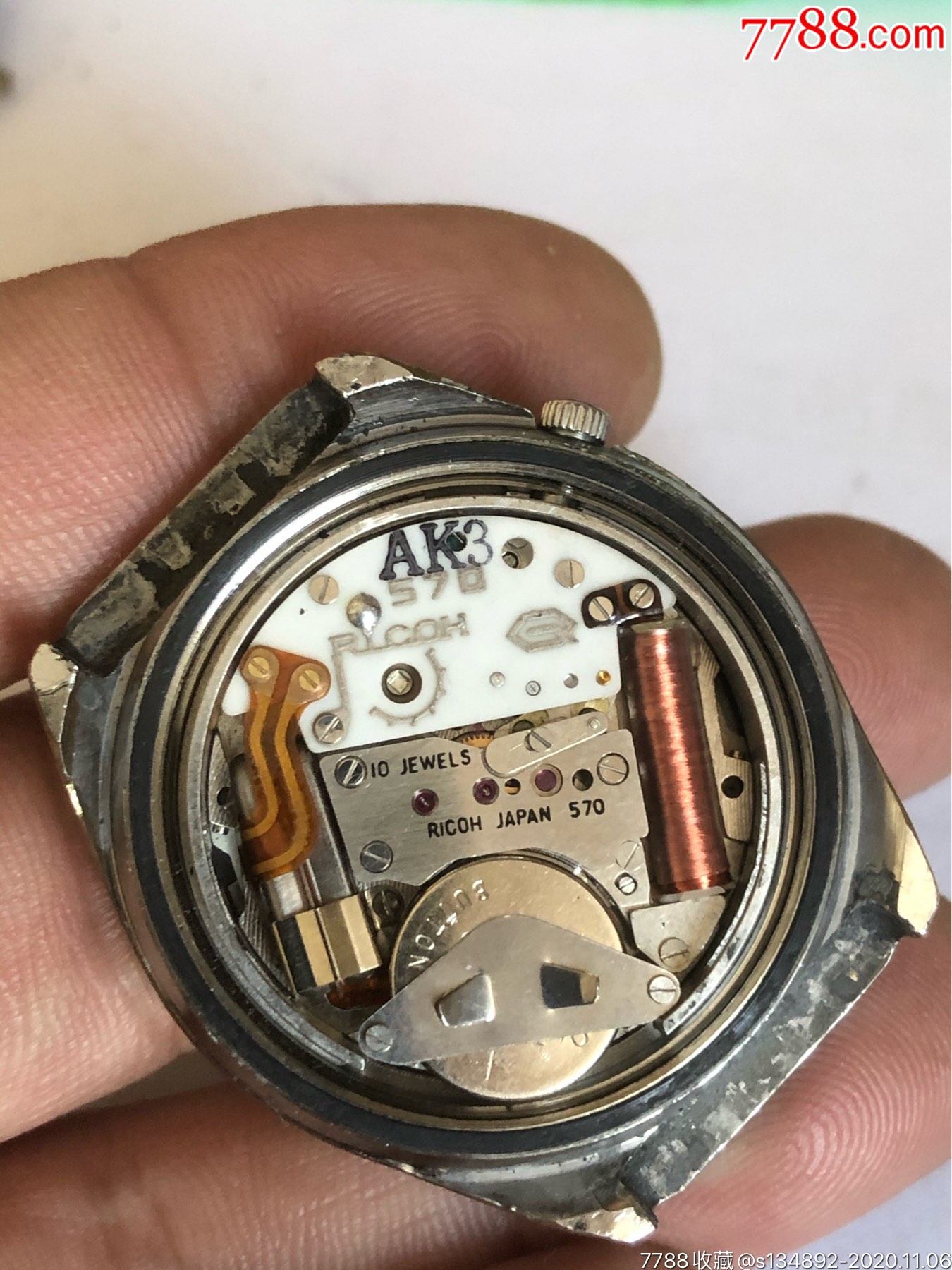 日產(chǎn)理光男石英表 精準(zhǔn)與可靠的經(jīng)典選擇